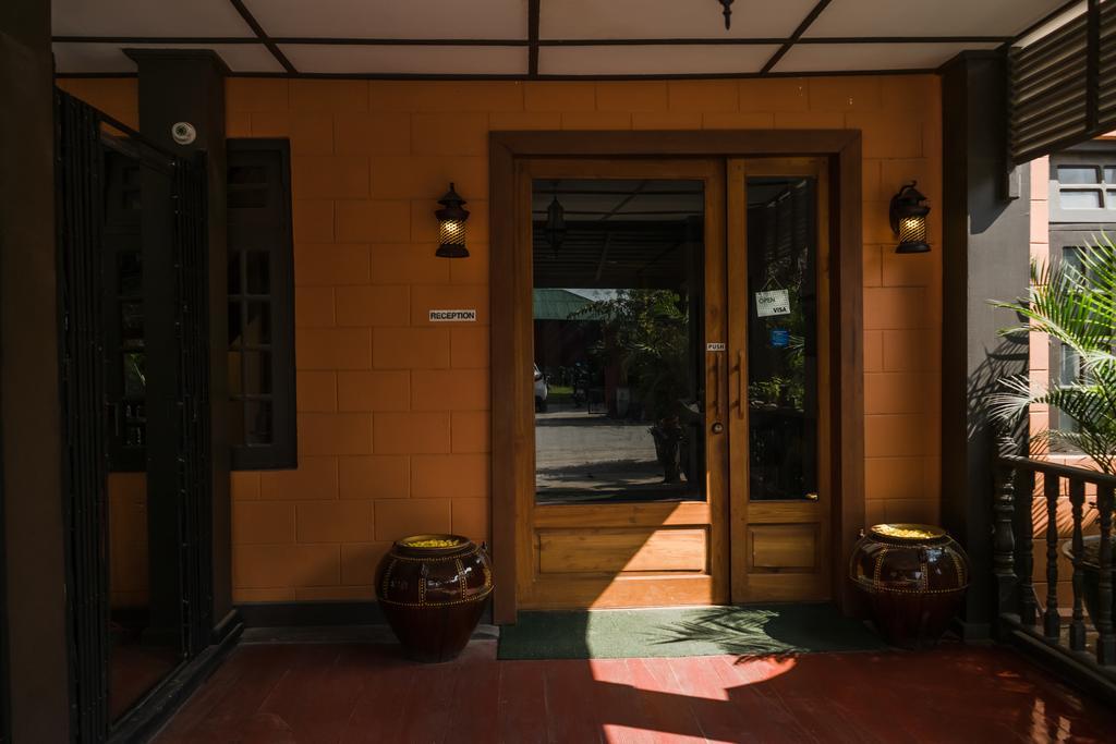 The Manor Hotel 낭쉐 외부 사진