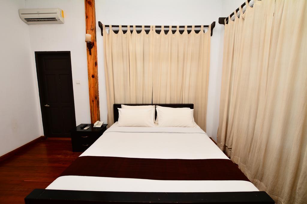 The Manor Hotel 낭쉐 외부 사진