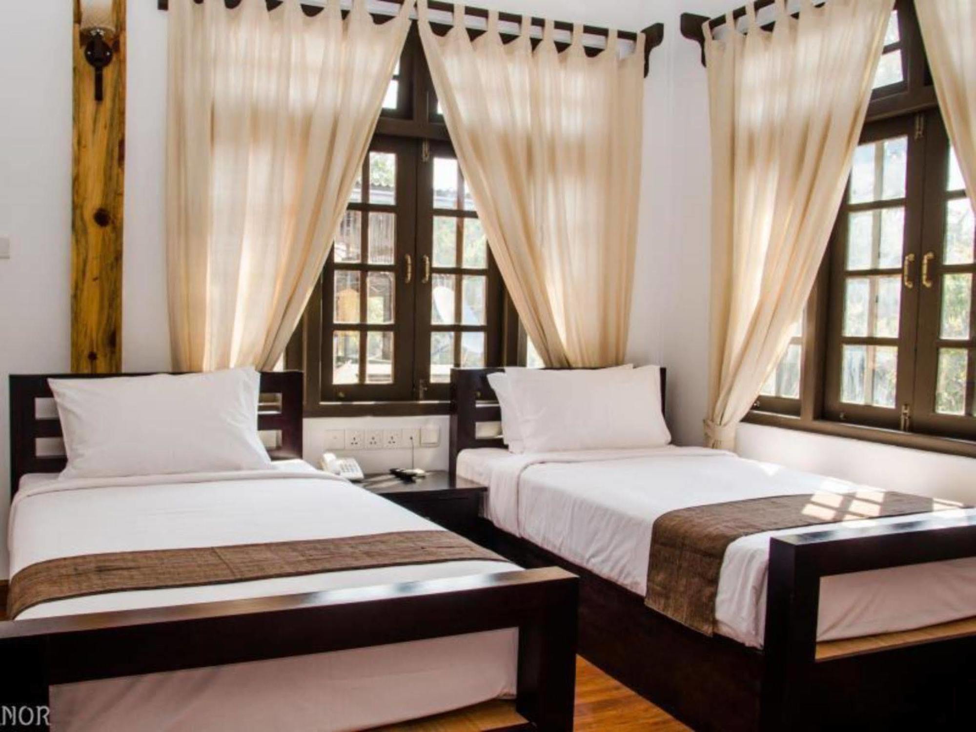 The Manor Hotel 낭쉐 외부 사진